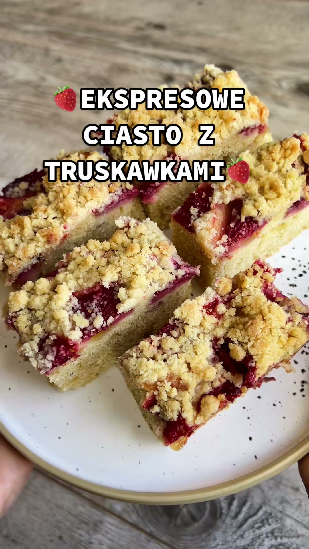 Zdjęcie poglądowe dla Ekspresowe ciasto z truskawkami