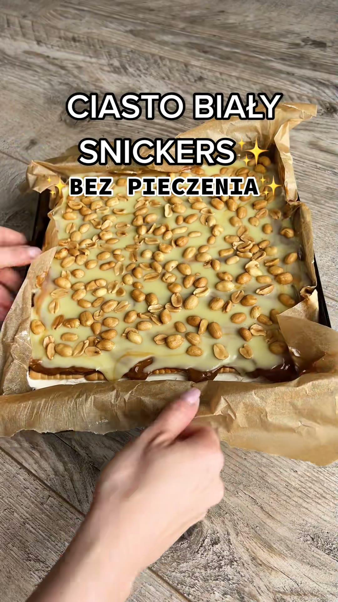 Zdjęcie poglądowe dla Ciasto Biały Snickers Bez Pieczenia