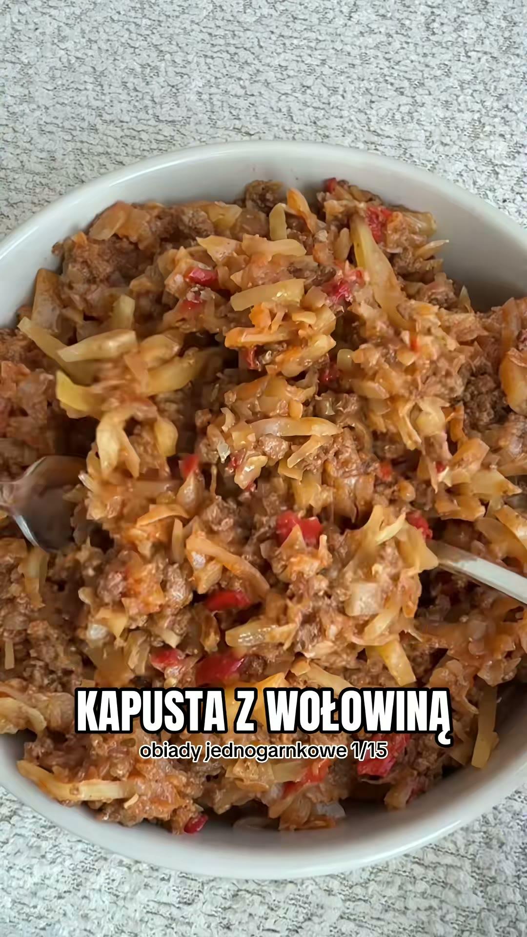 Kapusta z wołowiną, jednogarnkowy obiad