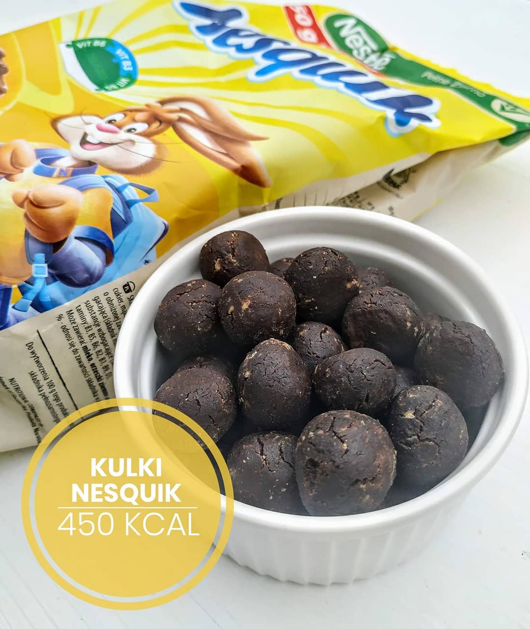 Zdjęcie poglądowe dla Domowe kulki śniadaniowe a’la Nesquik