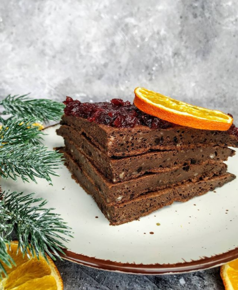 Zdjęcie poglądowe dla Omlet piernikowo czekoladowy przepis